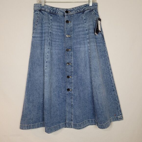 NEW Tommy Hilfiger Blue Jean Skirt Womens 8 Fit & Flare Button Midi Pockets - Picture 1 of 9